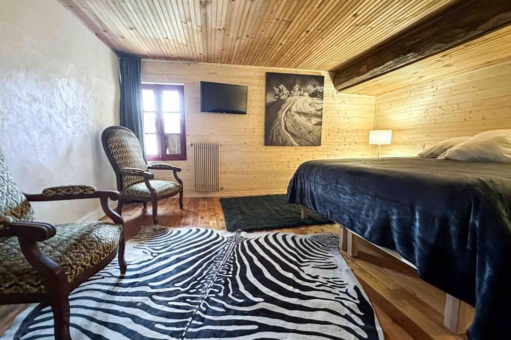 Ribera 1 - Beautiful Reformed House Parking Ferienhaus